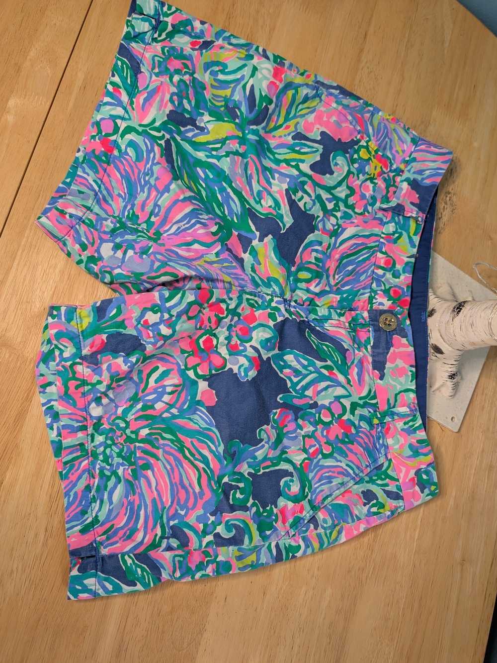 Lilly Pulitzer Navy Blue Pink Green Floral Shorts